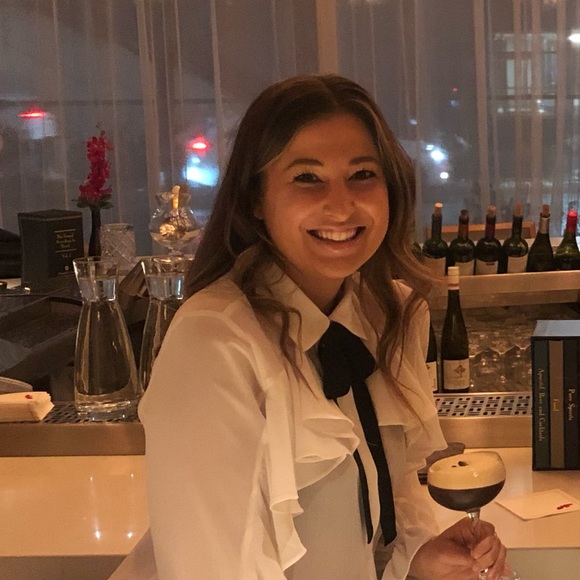 Meet your Posher, Michela - Picture 1 of 1